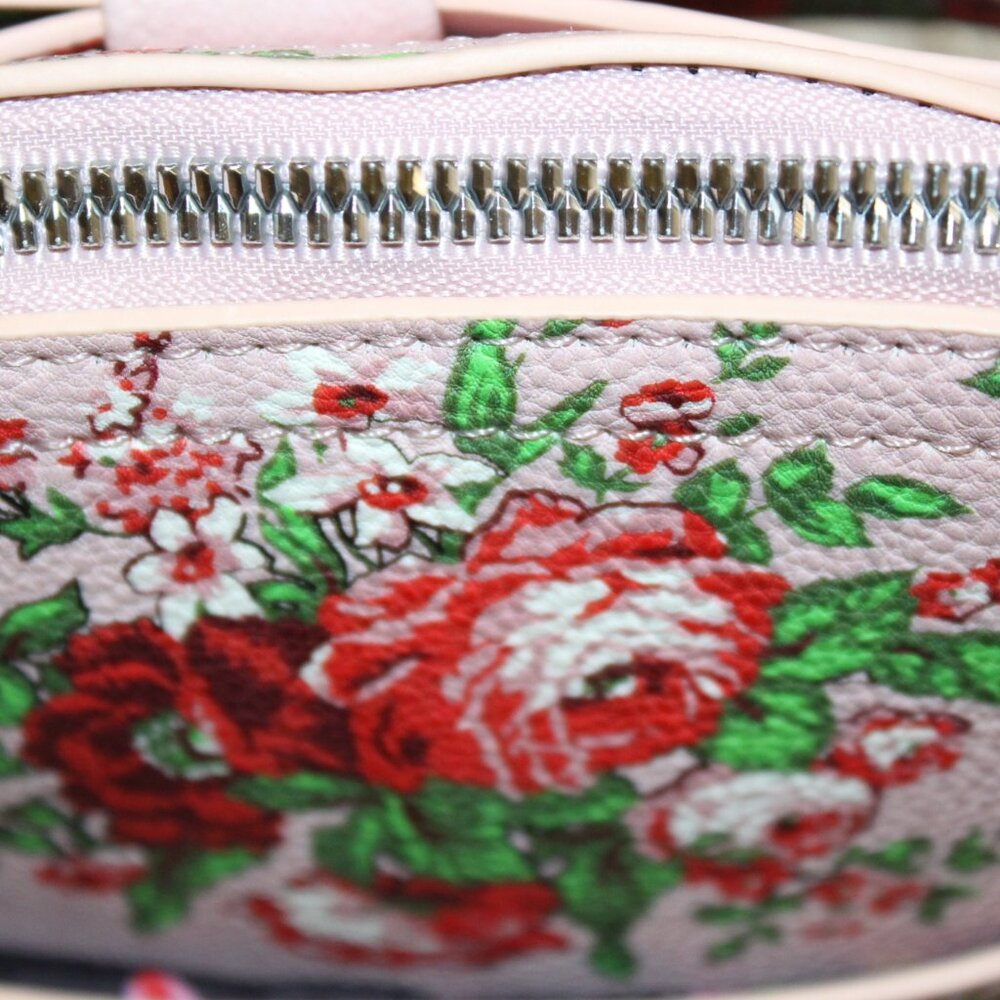 NWT Betsey Johnson Shabby Chic Bow front crossbody Purse DARLING!! - Picture 10 of 10